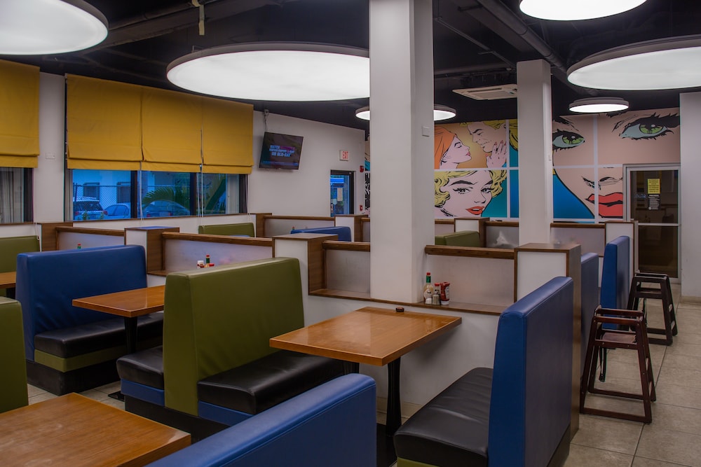 restaurant cafeteria