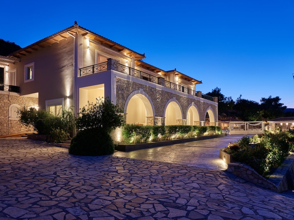 Serenus Luxury Villa 34/41
