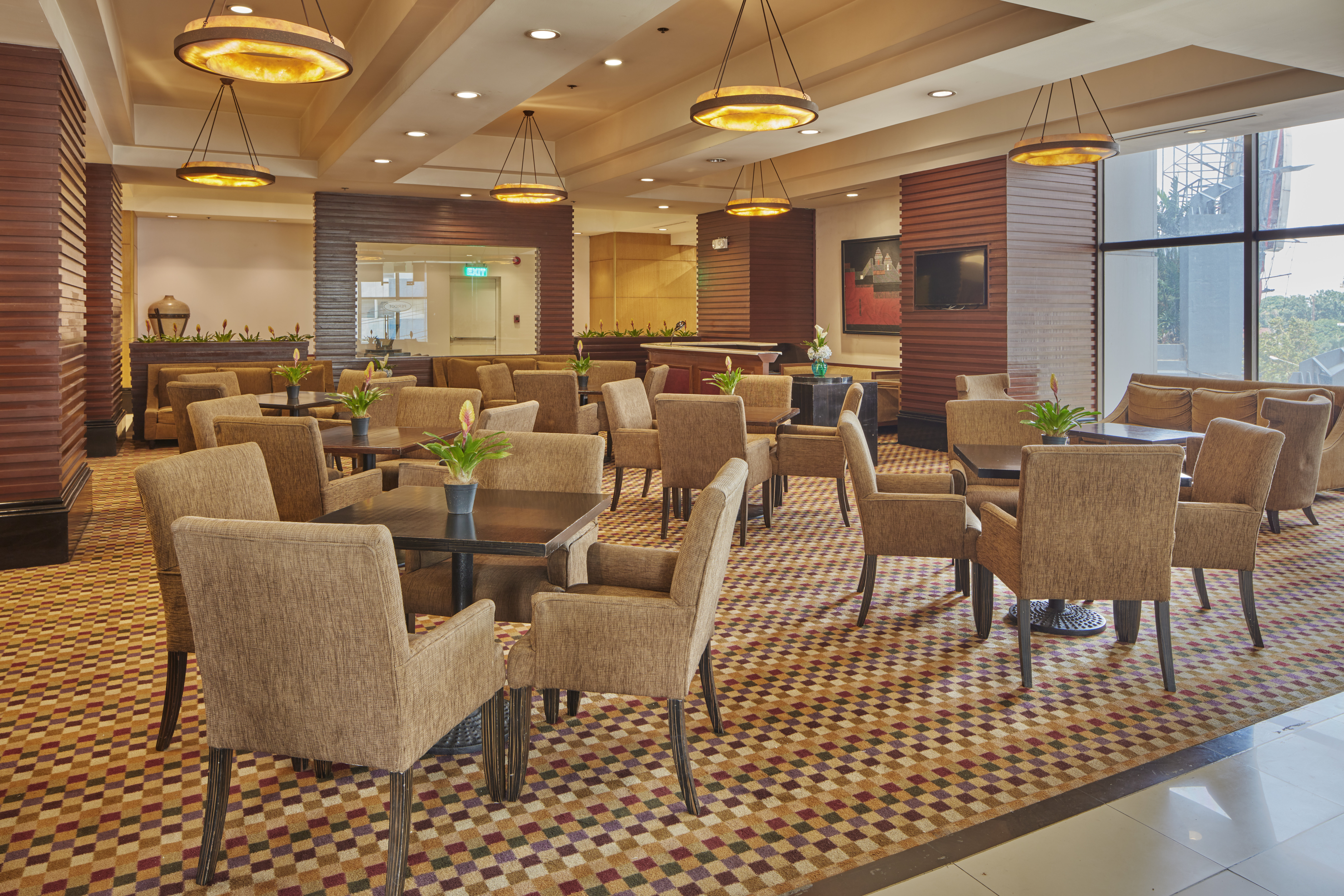 Holiday Inn Galleria Manila 59/74
