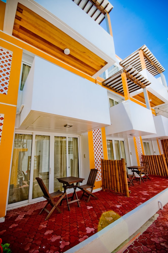 Calypso Beach Dive Resort 5/76