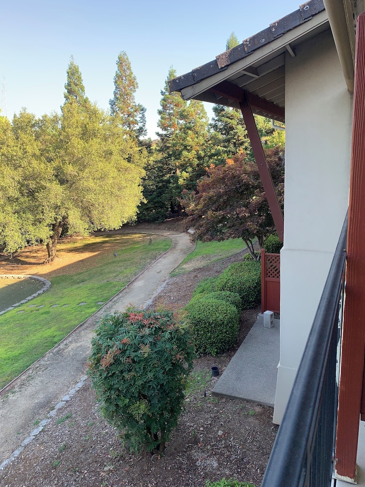 Rocklin Park Hotel, Trademark Collection by Wyndham 55/60