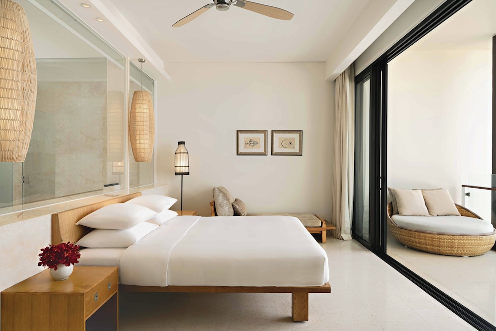 Regency Executive Suite