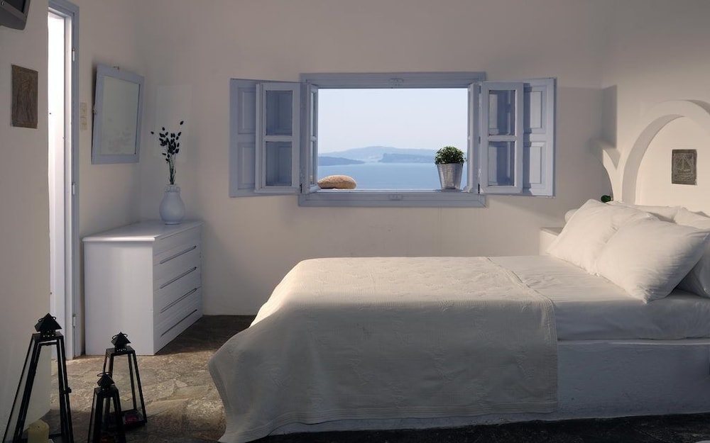 Oia Vista Houses 12/69