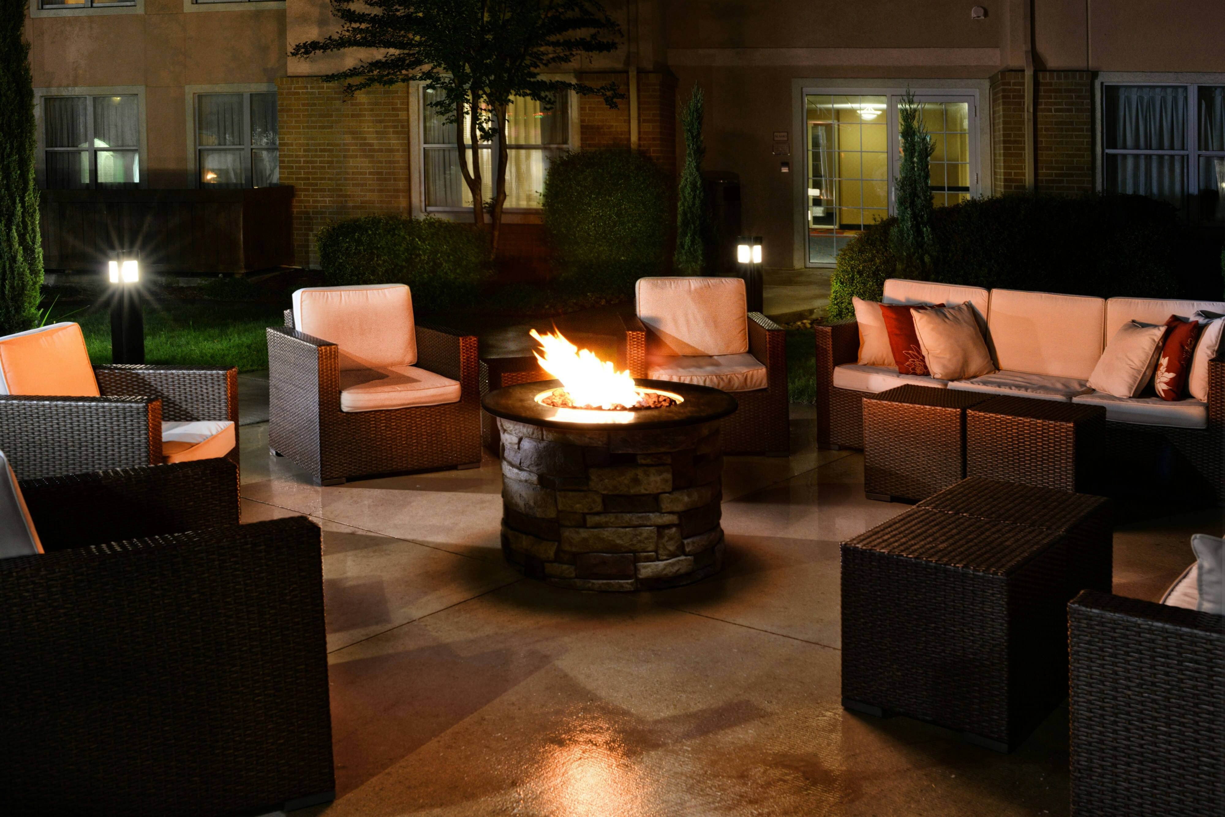 Residence Inn San Antonio Airport 1/2