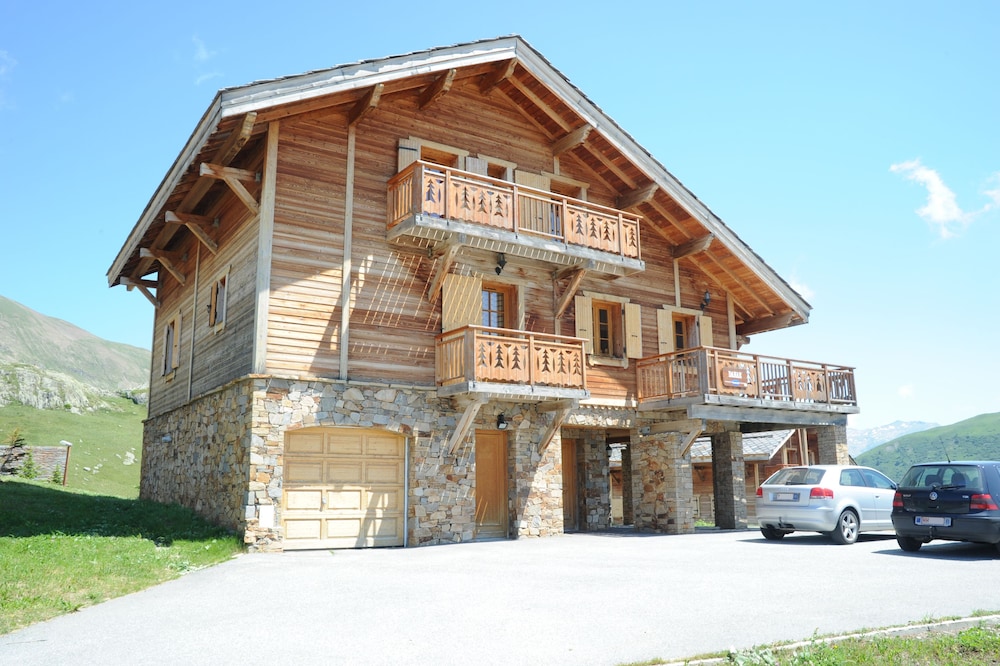 LES CHALETS DE L ALTIPORT 6/50