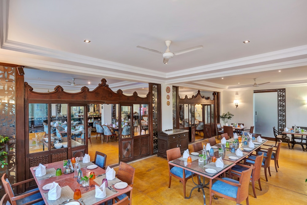 Club Mahindra Acacia 20/35