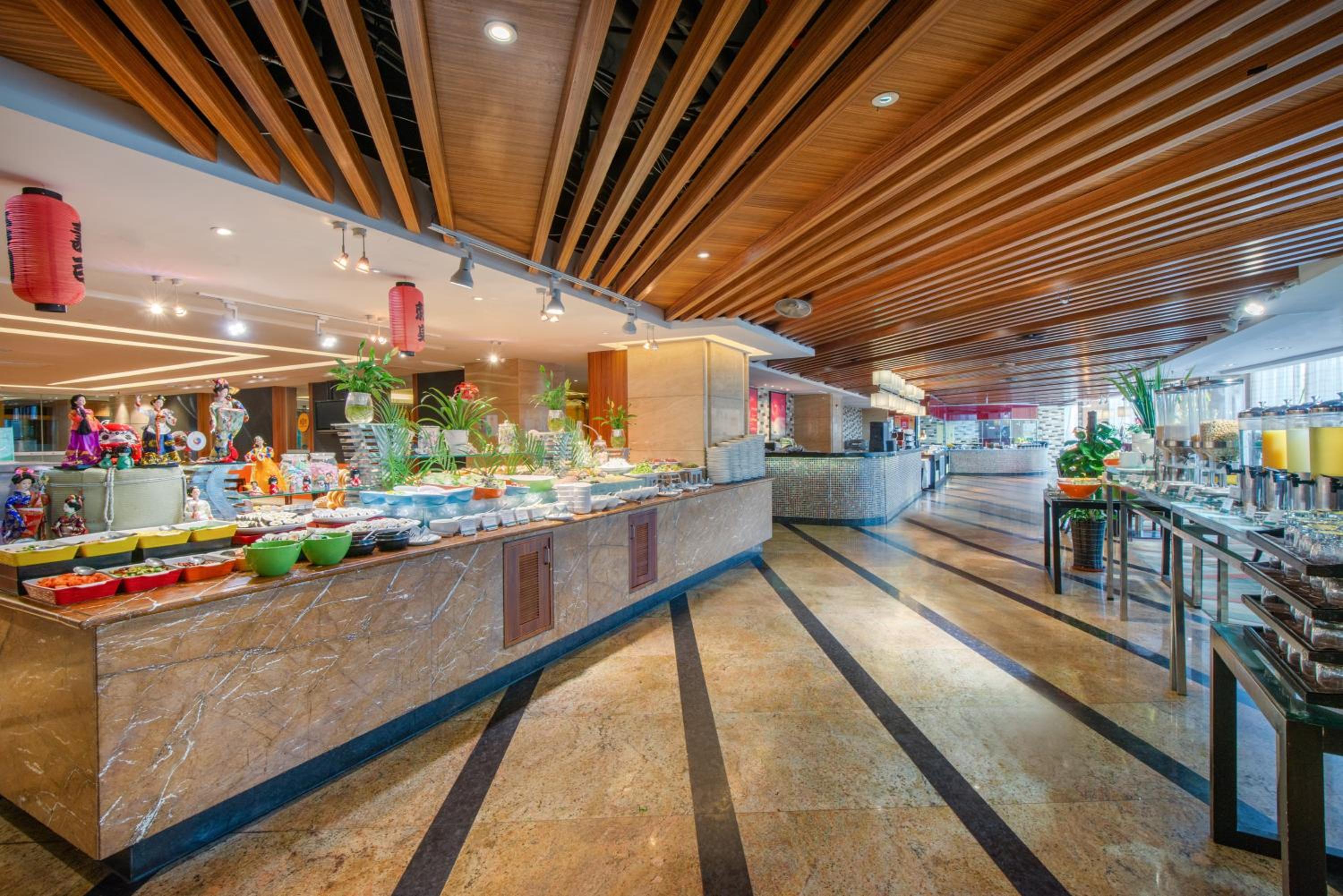 Holiday Inn Qingdao Parkview 6/49
