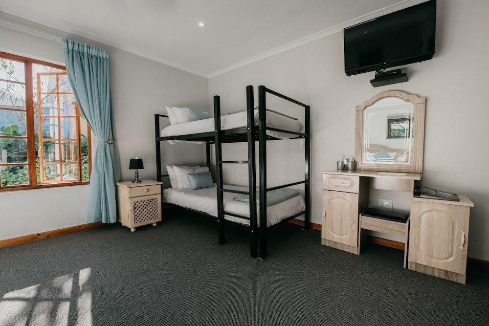 The Village Lodge 37/50