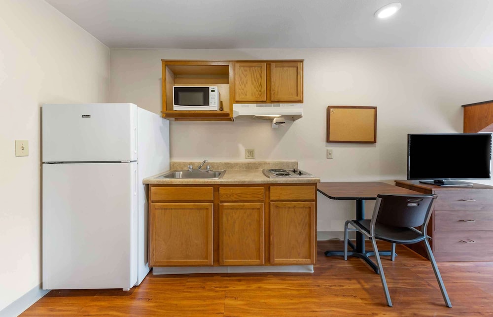 Extended Stay America Select Suites - Oklahoma City - Southeast 25/36