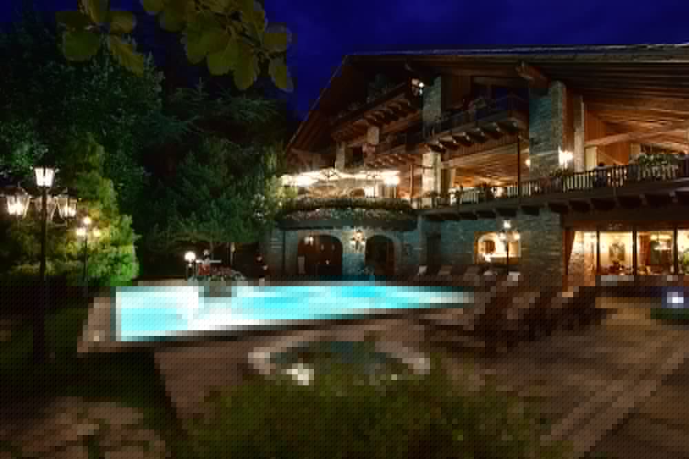 Relais Mont Blanc Hotel and Spa 43/50