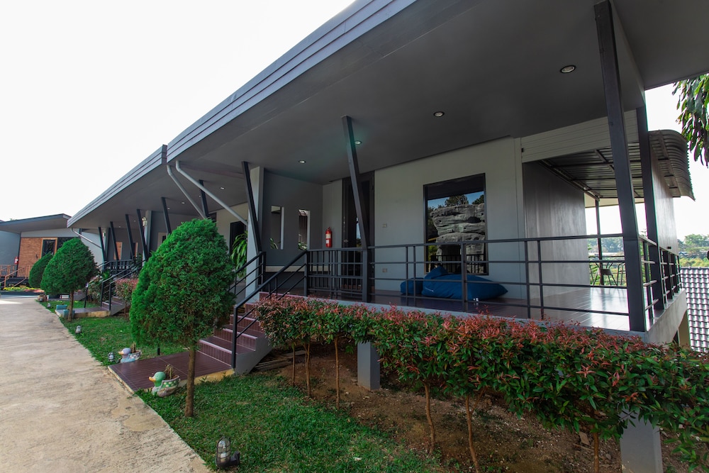 Mossview Resort 2/72