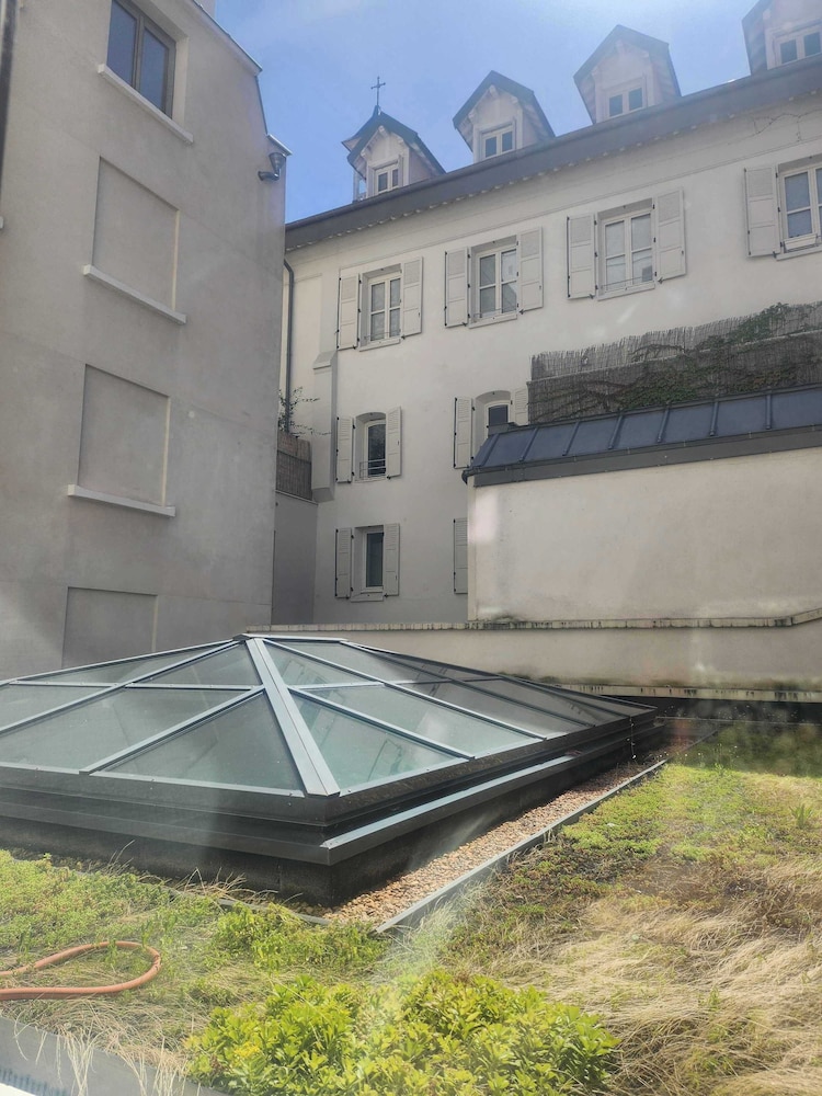 VILLA SAXE EIFFEL 40/69