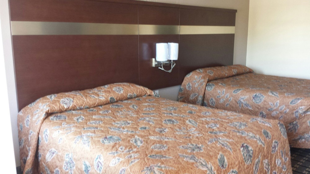 Taylor village inn and suites 9/26