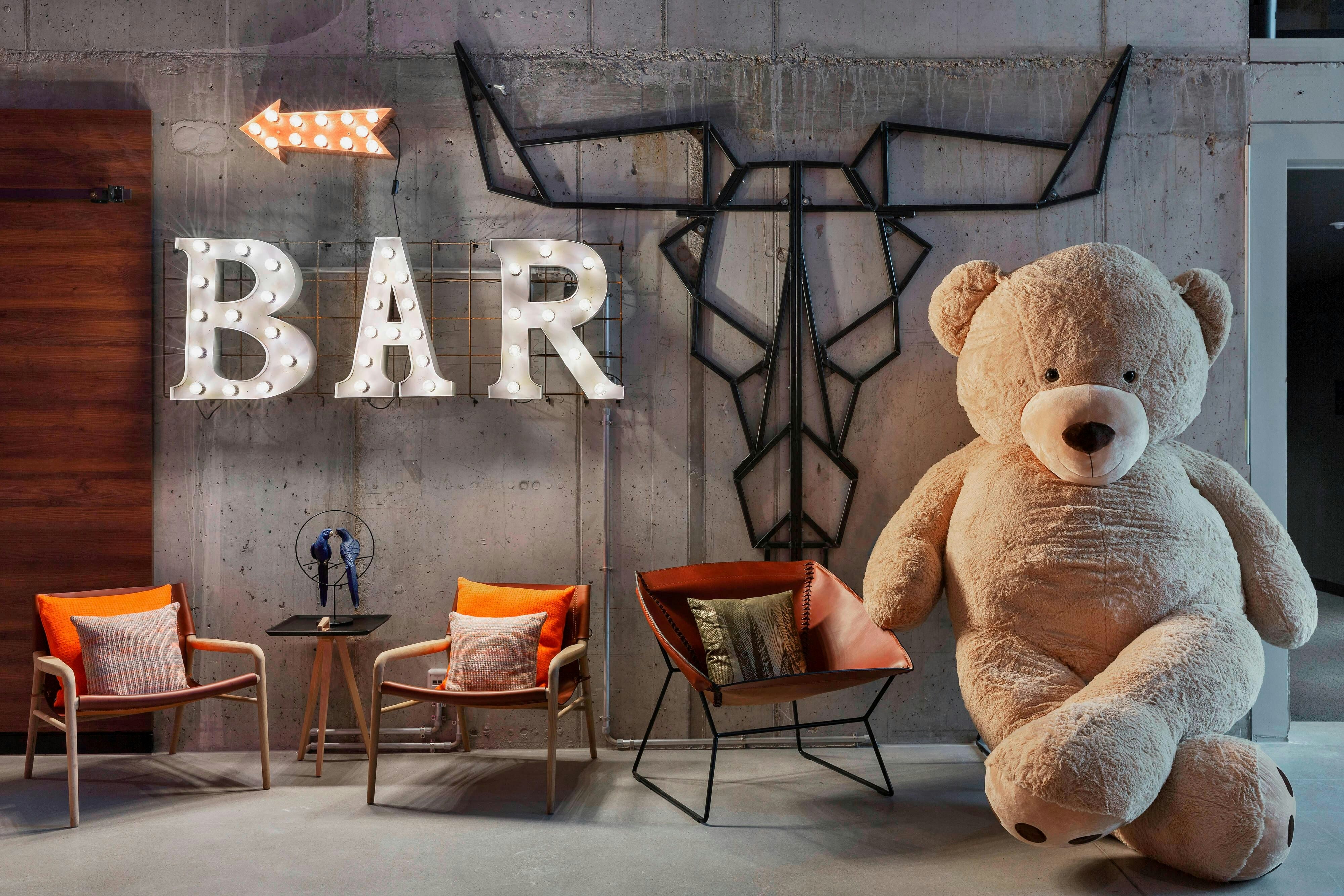 MOXY FRANKFURT CITY CENTER 23/45
