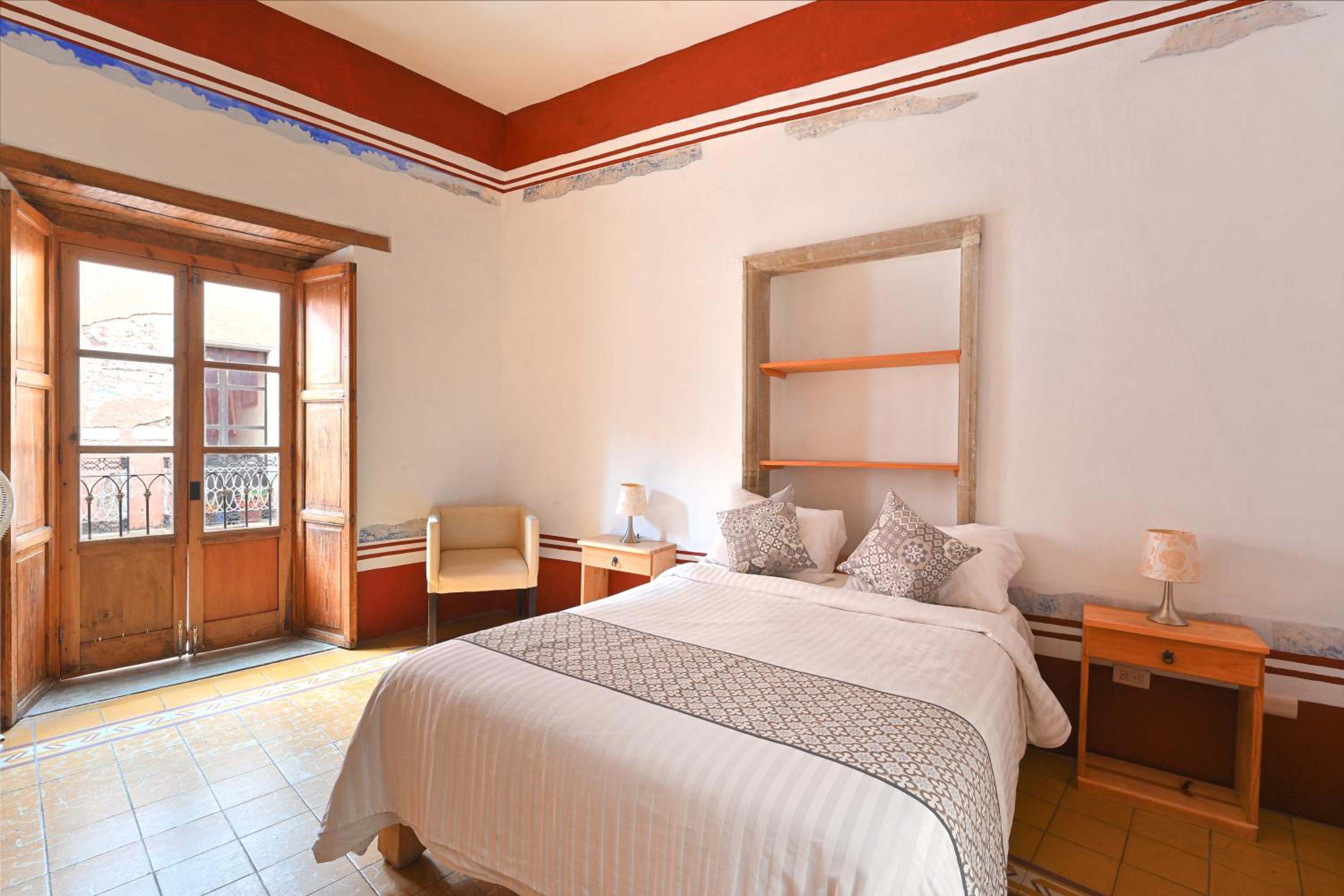 Hotel Meson Cuevano 15/50