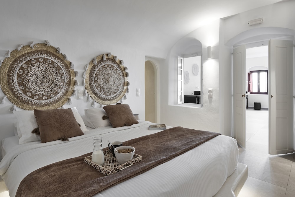 GRAND, SUITE, INDOOR JETTED TUB