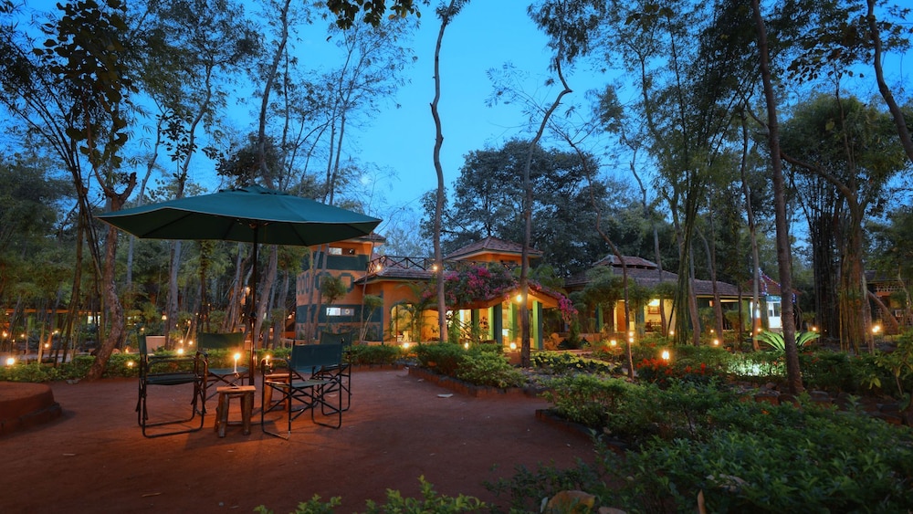 Nature Heritage Resort 33/38