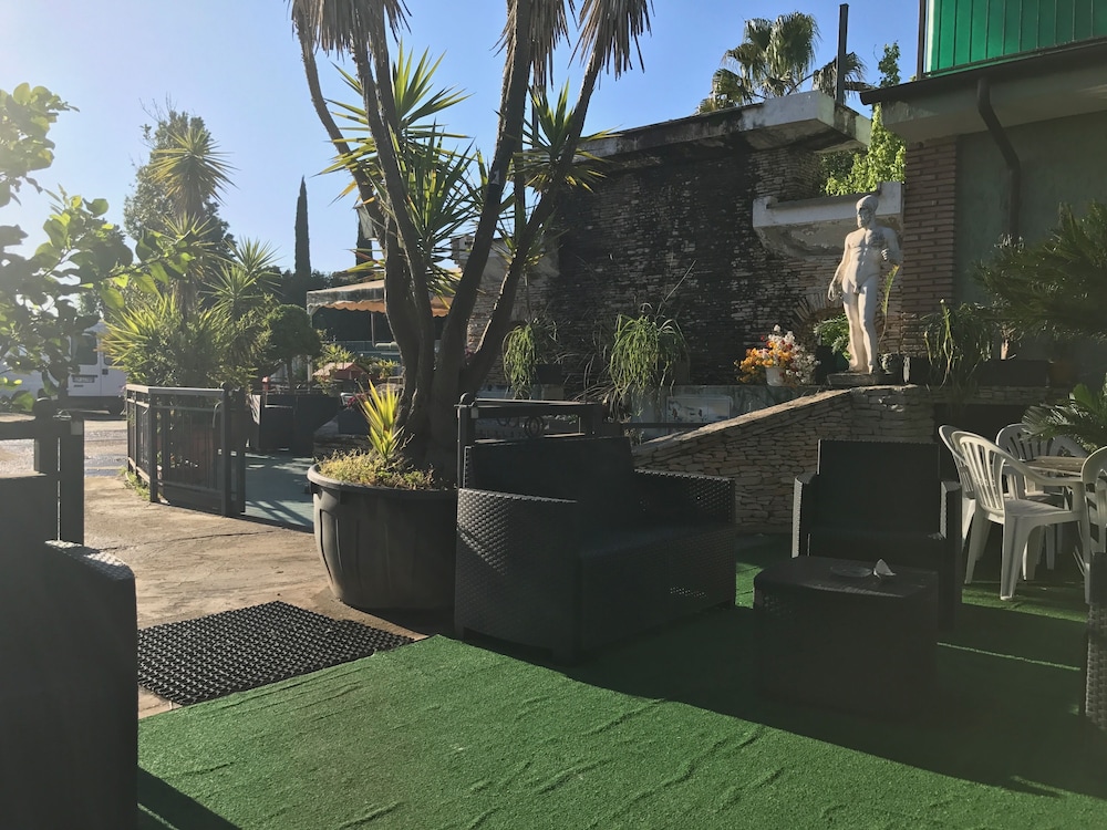 Residence Villa Patrizia 48/50