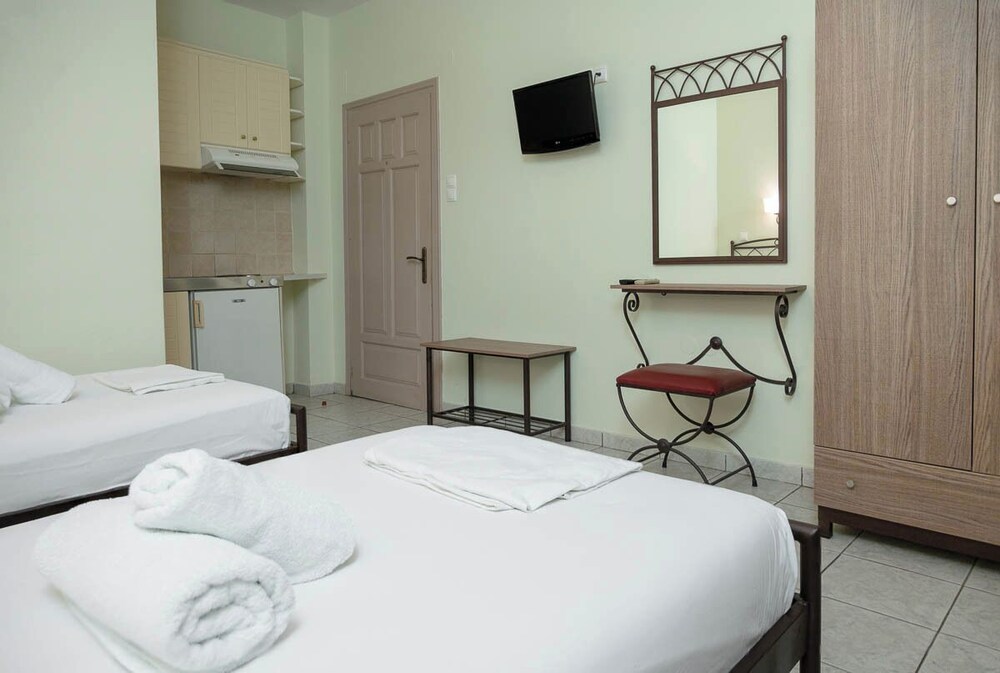Konstantinos Hotel 31/55