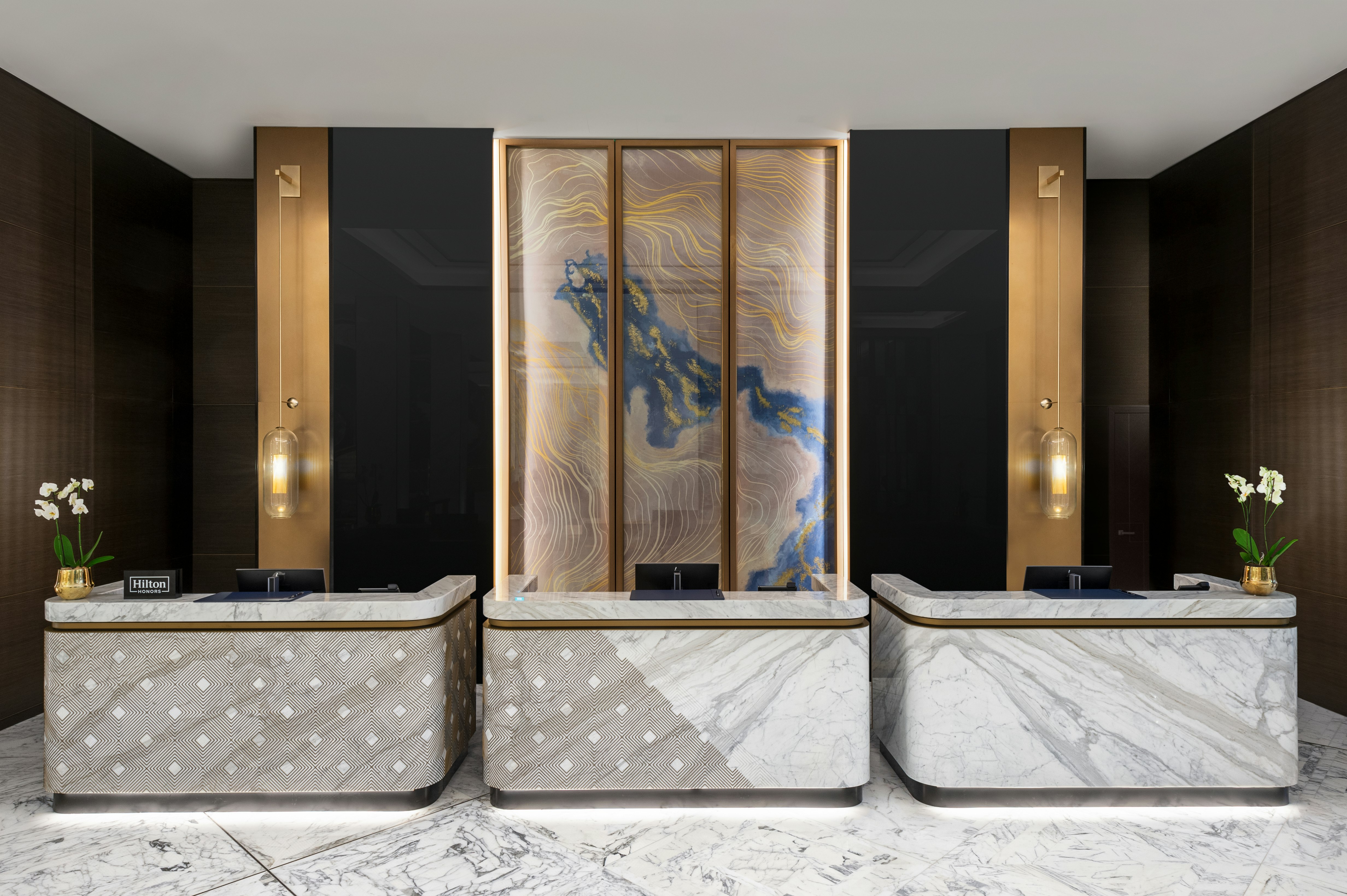 Waldorf Astoria Kuwait 10/81