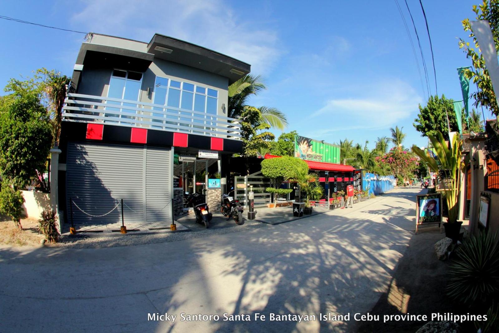Micky Santoro Hotel & Restaurant 40/50