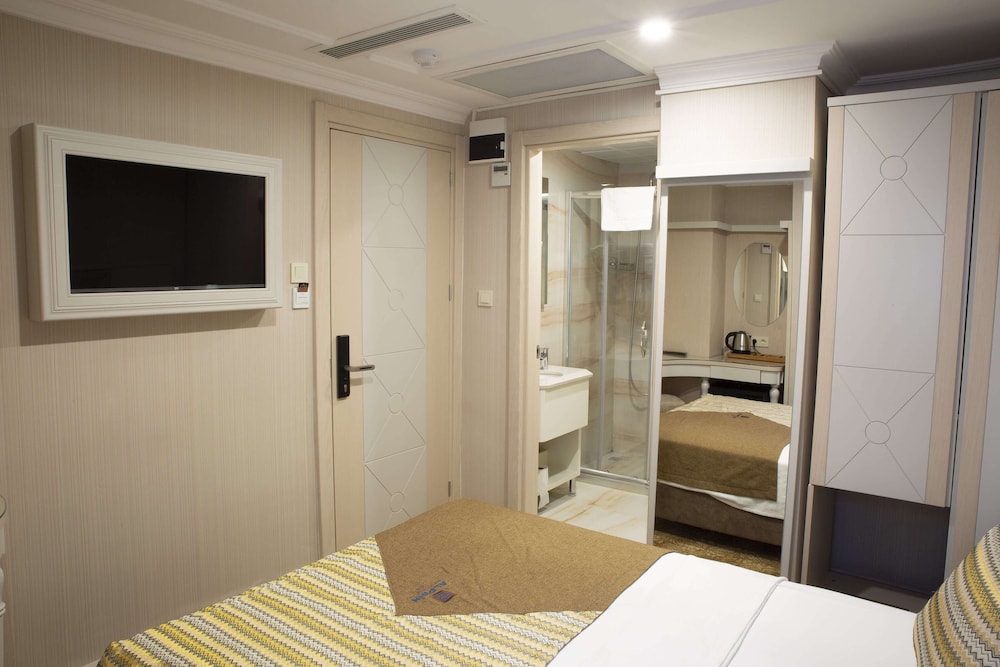 Alpinn Hotel DUE 12/31