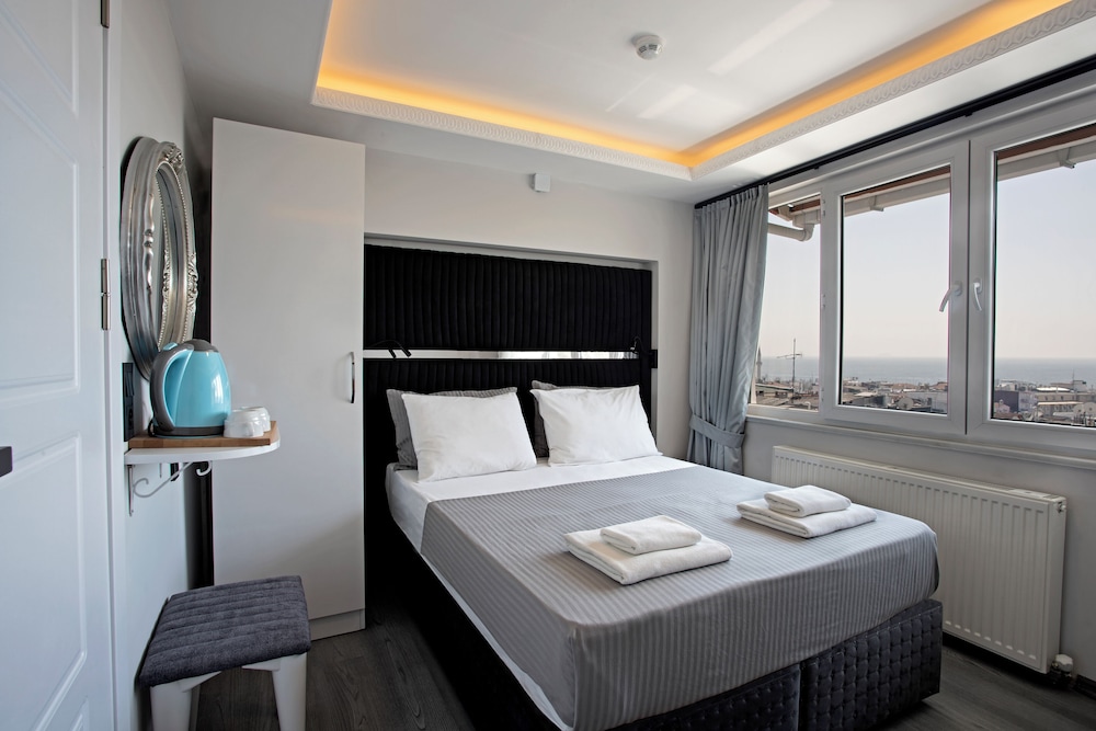 Carvan Hotel 25/55