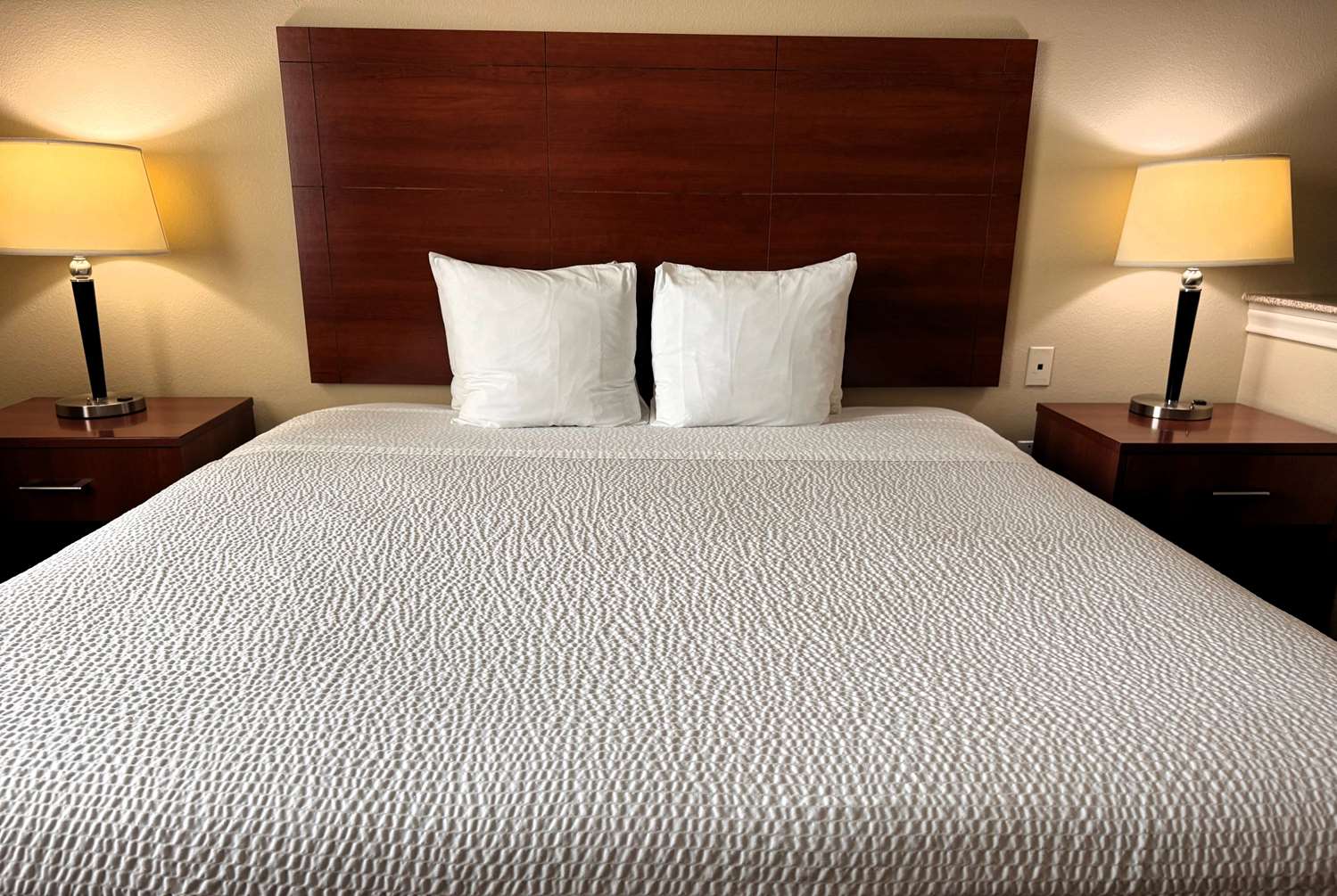 Ramada By Wyndham College Station 32/55
