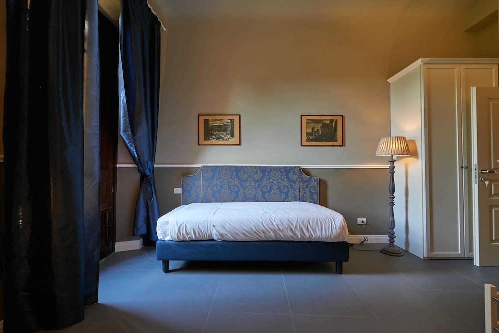My Guest In Florence 20/50