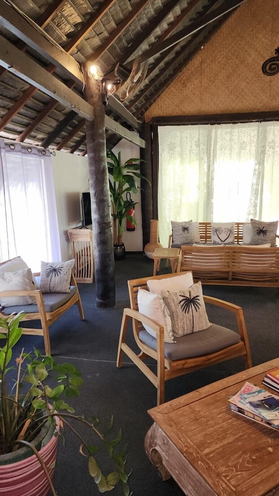 Hotel Hibiscus 49/75