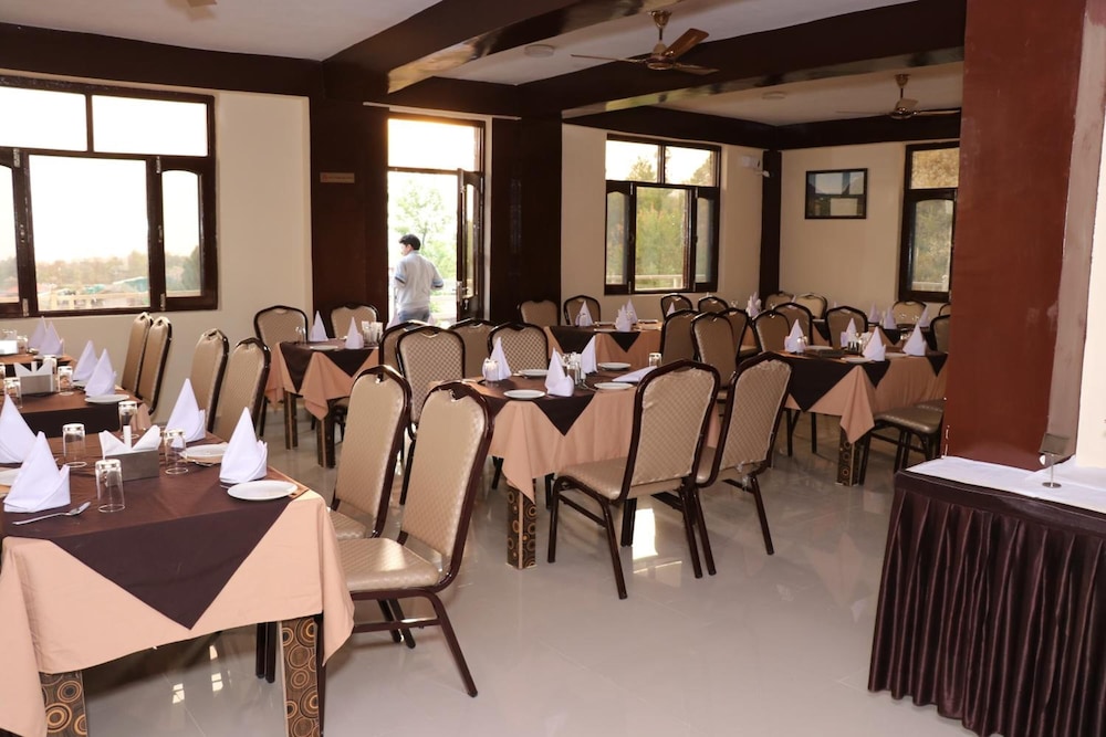 Hotel Ashiana Palampur 19/26