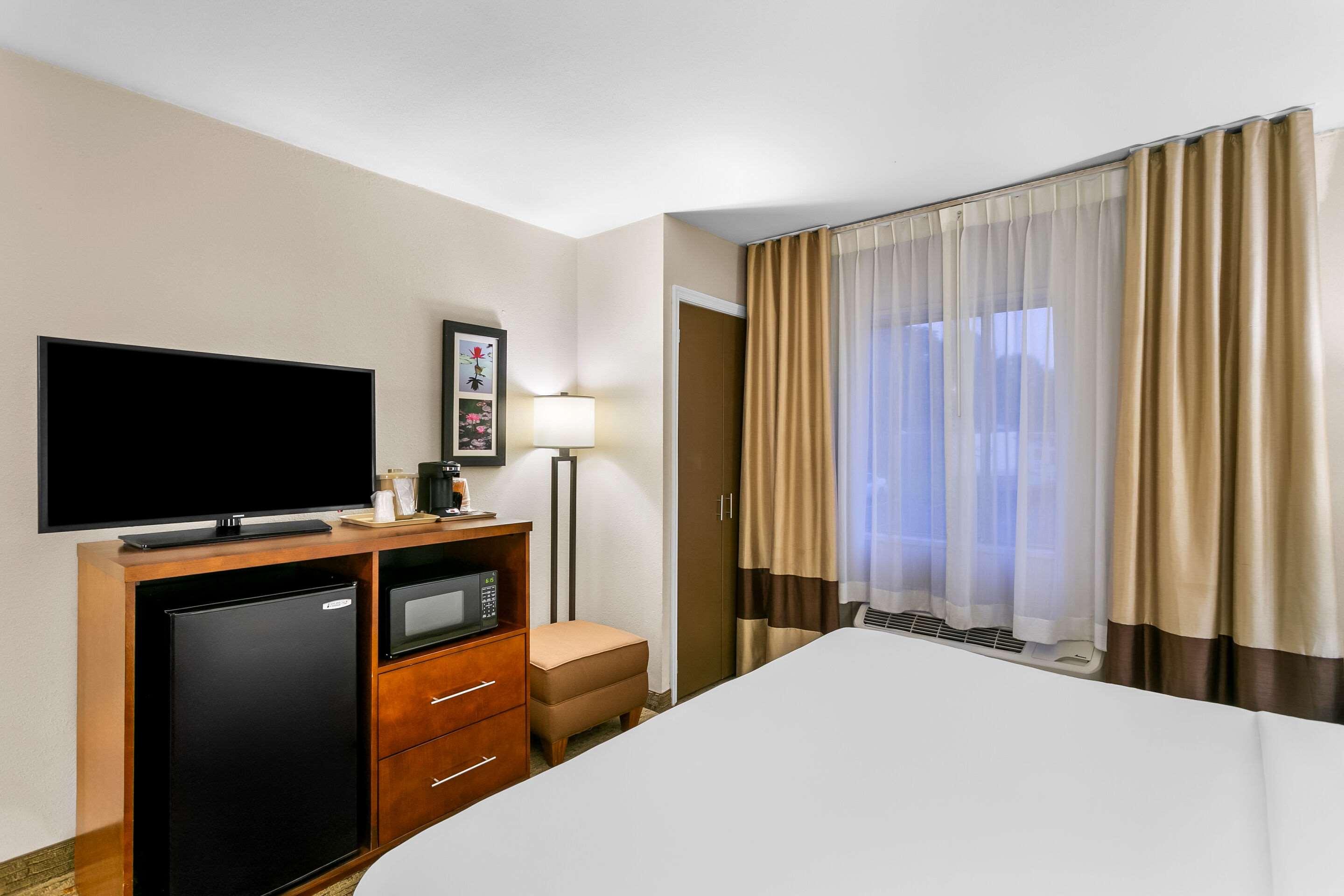 Room, King Bed