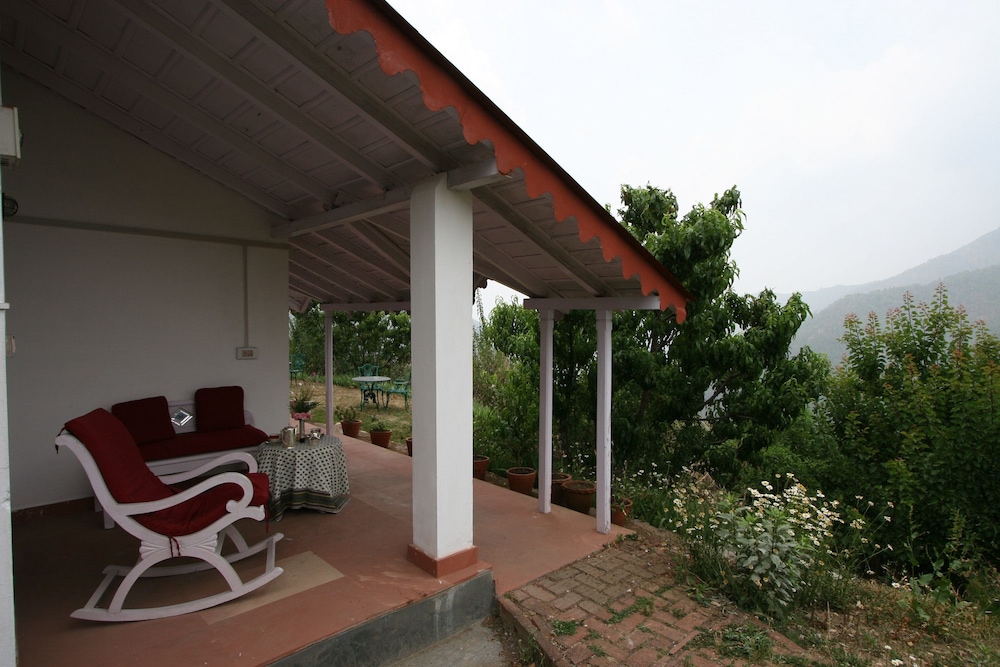 Neemrana's - Ramgarh Bungalows in Kosiyakutoli