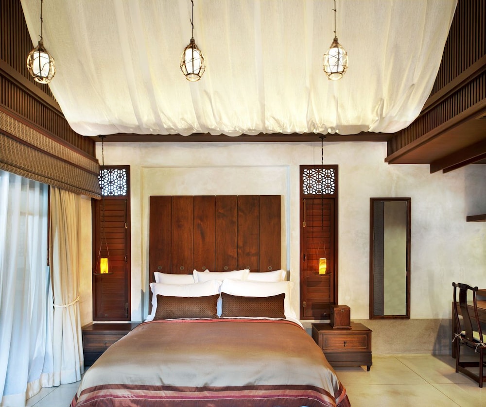 The Lamai Samui 21/77