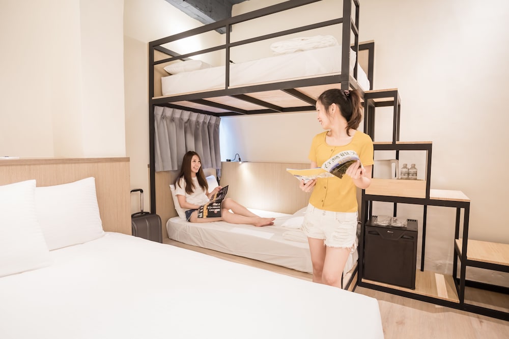 Traveller-Inn Tiehua Light Spot Hotel 15/27