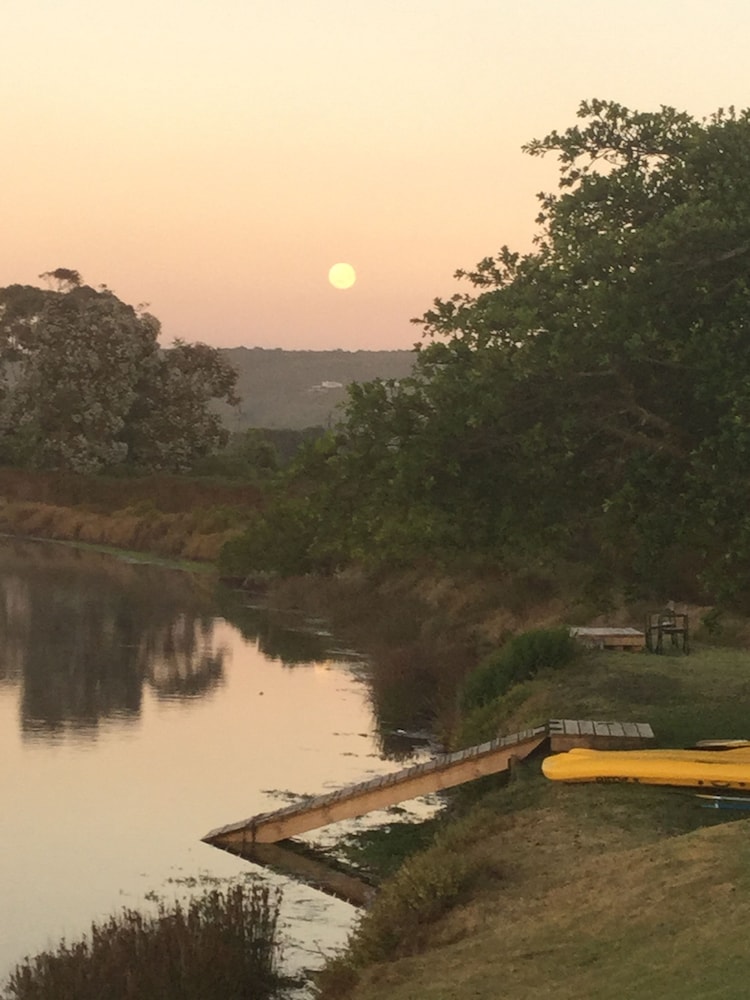 Moonriver Self-catering 15/29