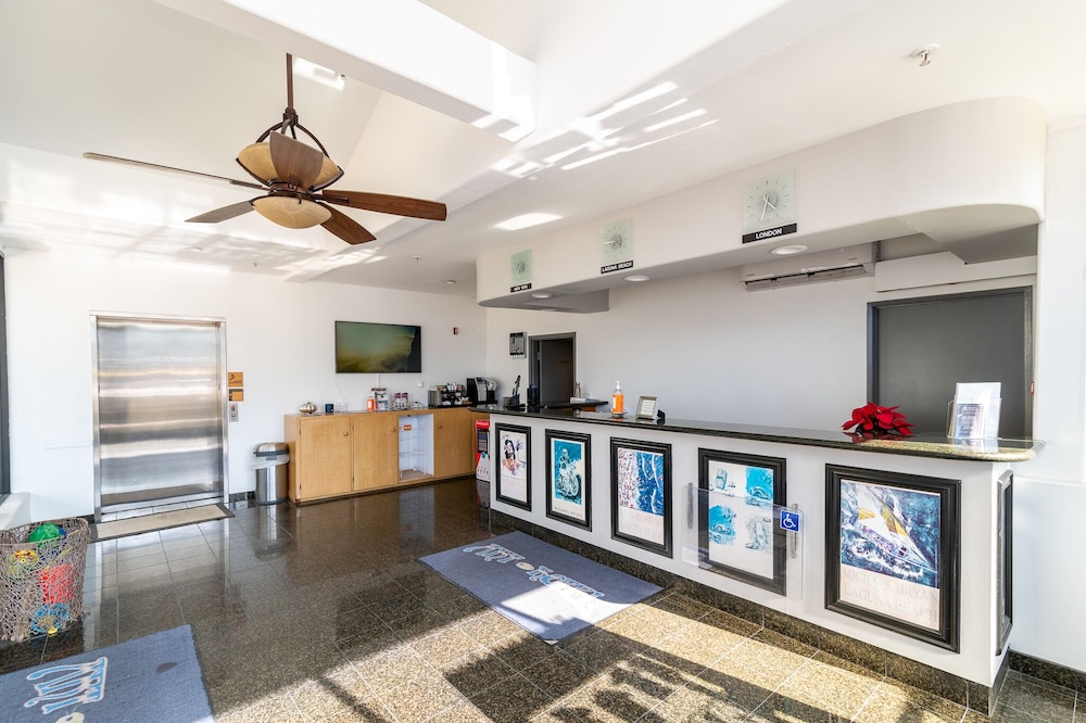 Art Hotel Laguna Beach 5/41