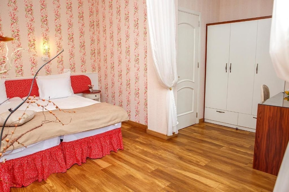 Hotel Nata 18/48