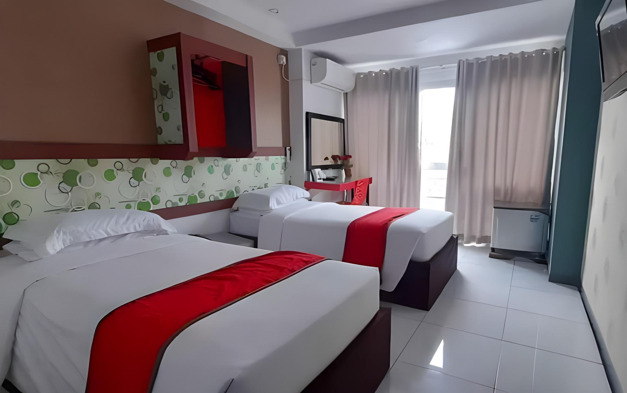 Prince Boulevard Hotel 24/42