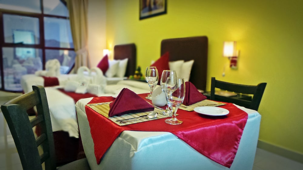 MIRAGE HOTEL AL AQAH 26/35