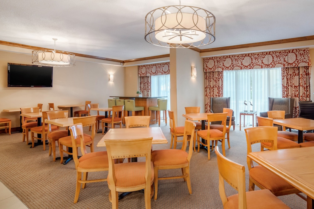 Econo Lodge Inn & Suites Foley-North Gulf Shores 31/40