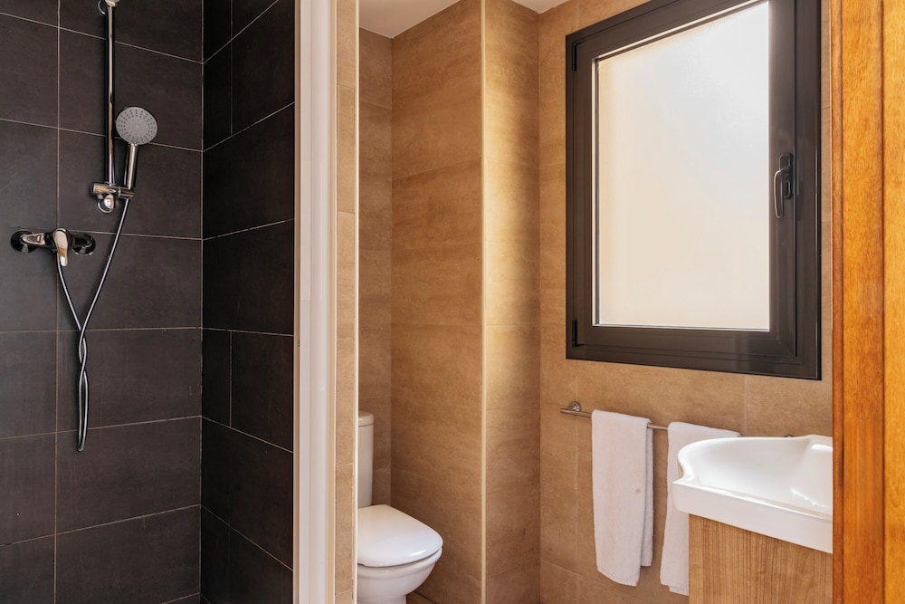 Gran De Gracia Apartments 21/24