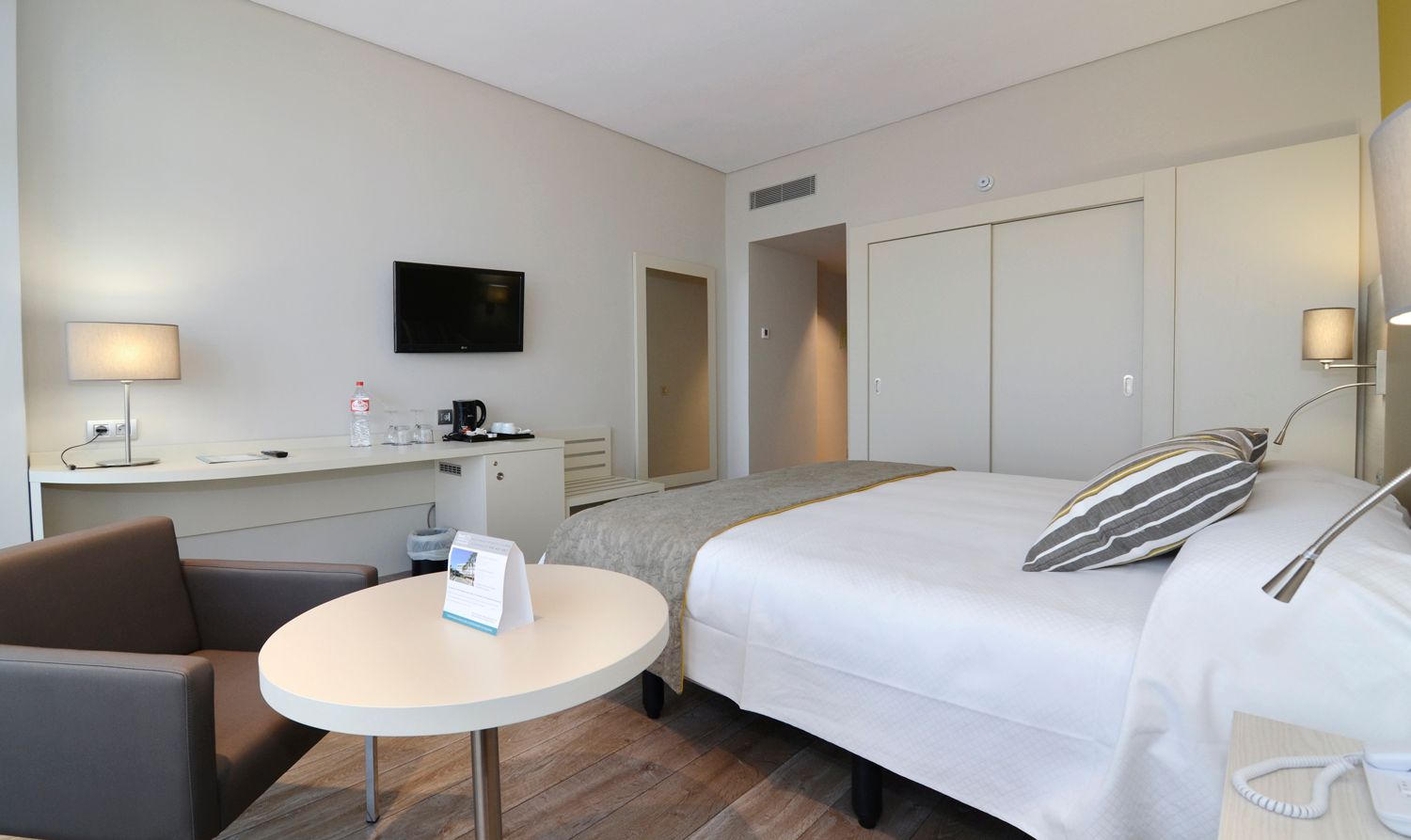 غرفة قياسية بسرير مزدوج أو سريرين منفصلين، Hotel Riviera Costa del Sol 2/2