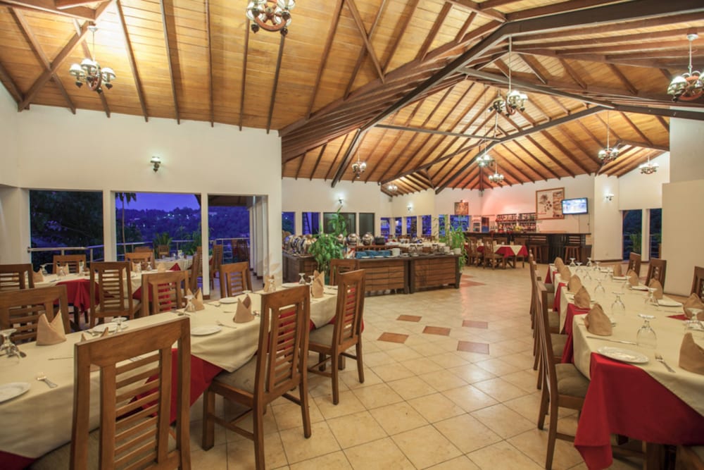 Senani Hotel 29/37