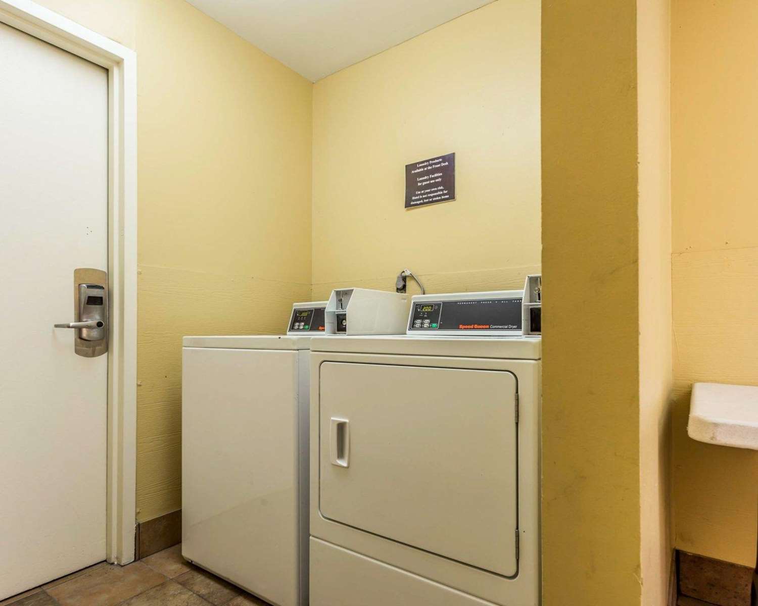 Quality Inn Mt. Pleasant - Charleston 6/18