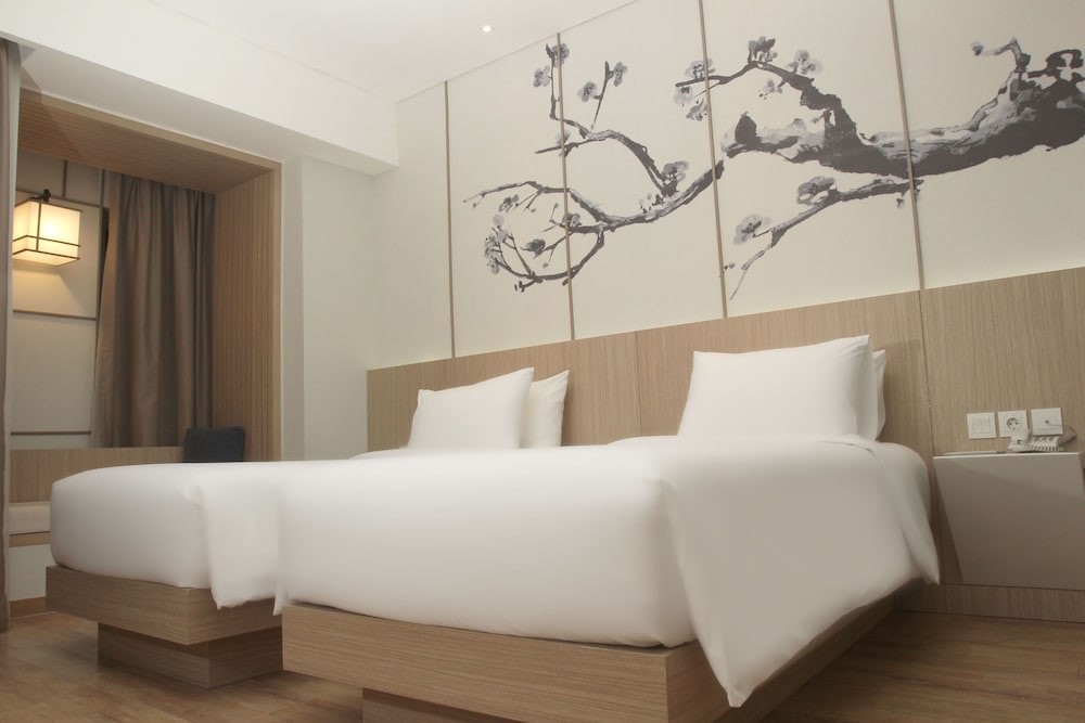 Hotel Santika Mega City Bekasi 21/49