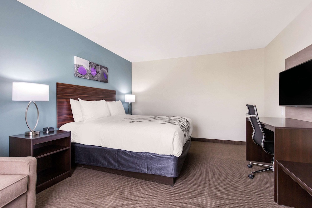 Sleep Inn & Suites South Jacksonville, IL 9/40