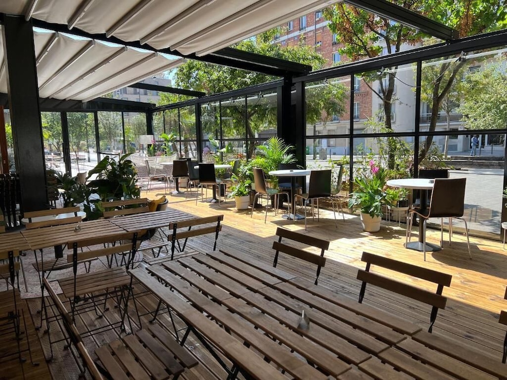 Auberge de Jeunesse Paris Yves Robert 36/50