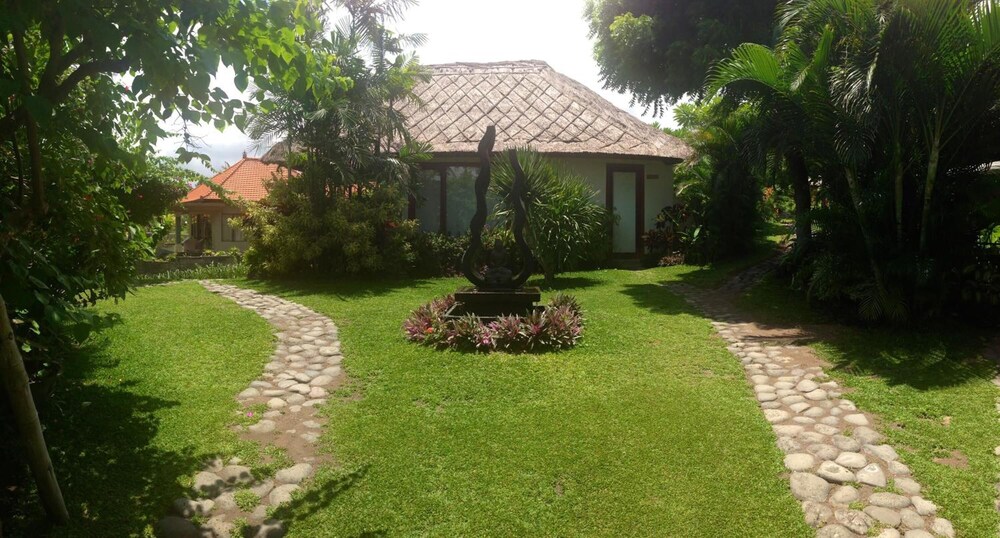 Toyabali Resort 48/64