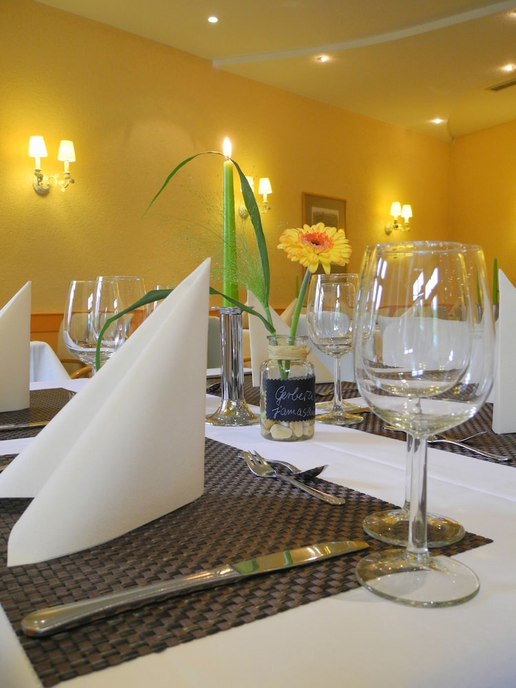 Waldhotel Wandlitz 24/57